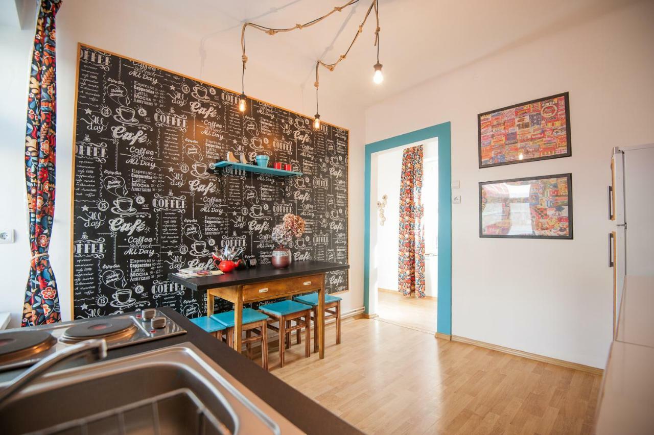 Spacious Stylish Apartment In Old Town Сибиу Екстериор снимка